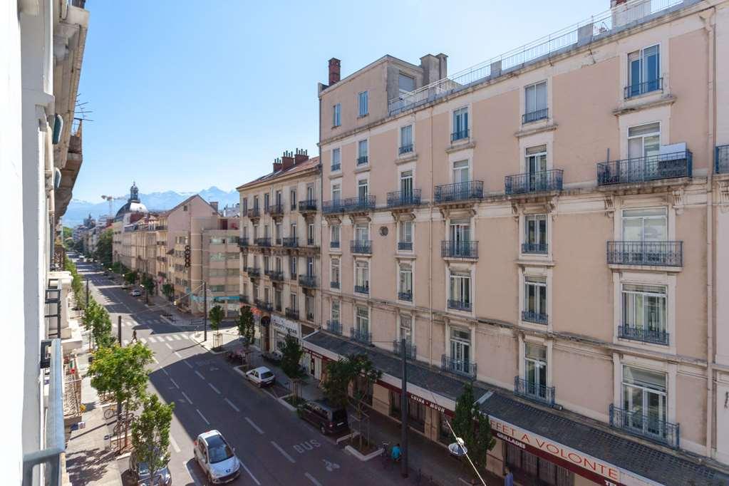 Hotel Campanile Grenoble Centre Gare Esterno foto