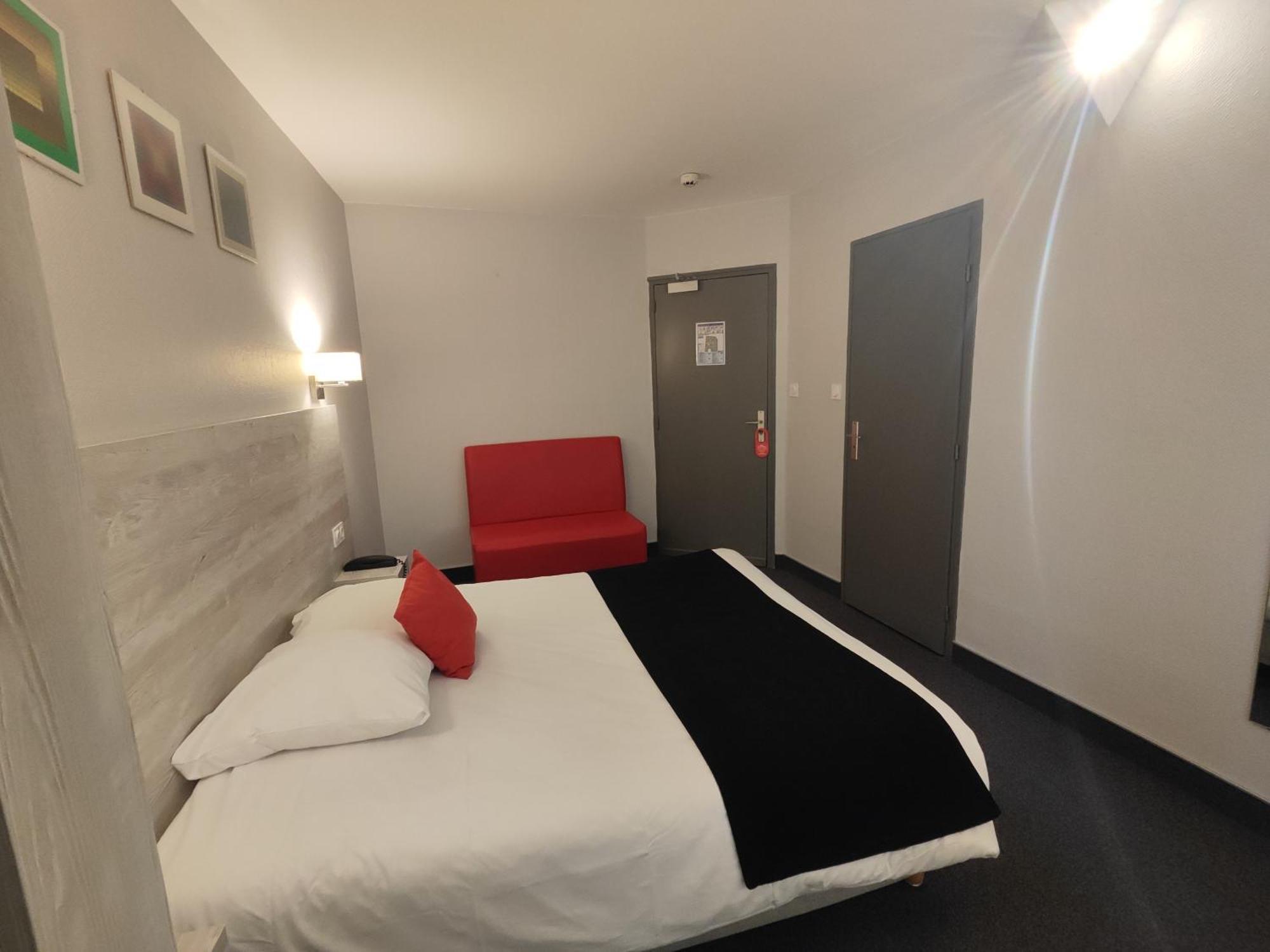 Hotel Campanile Grenoble Centre Gare Esterno foto