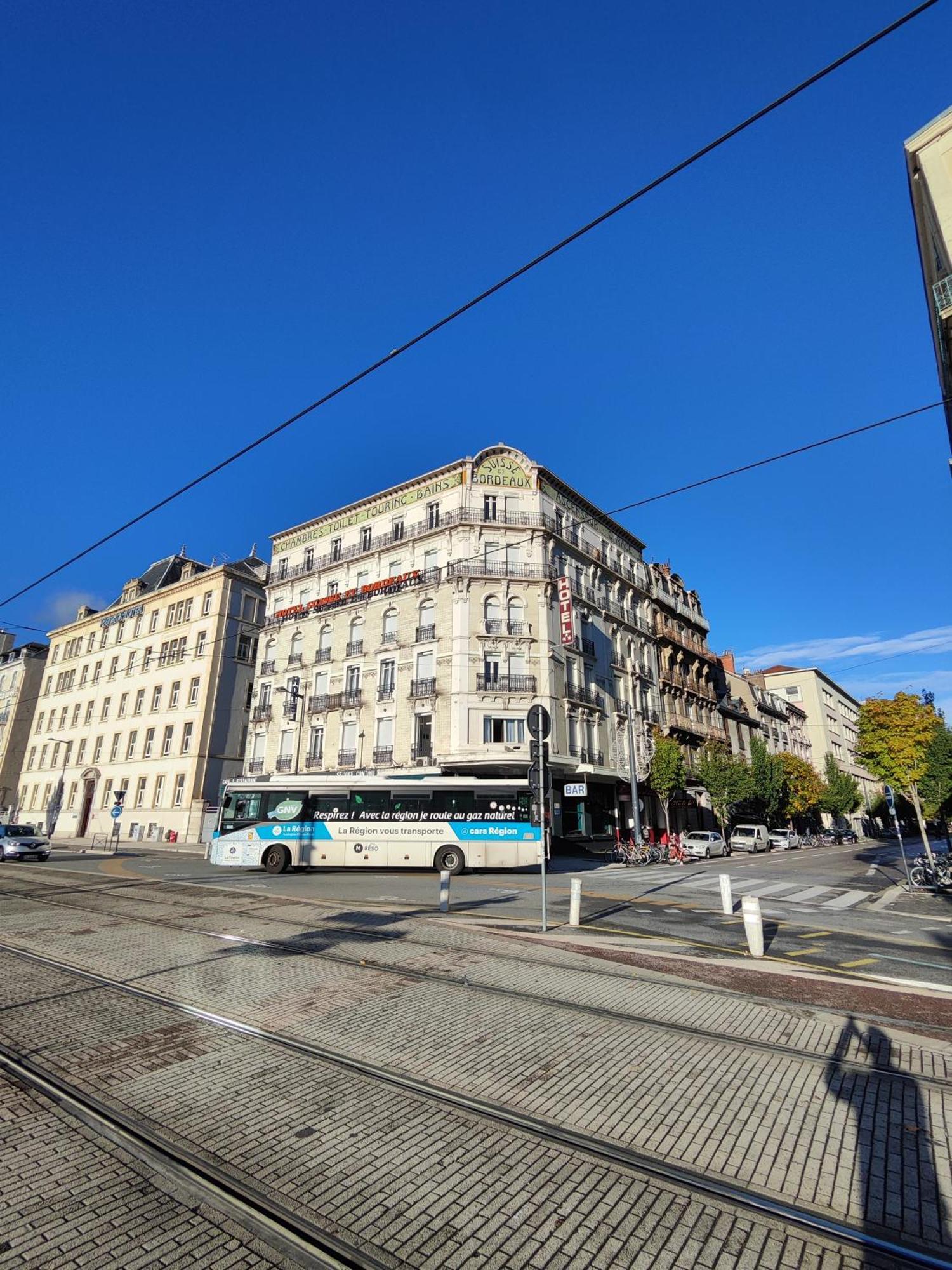Hotel Campanile Grenoble Centre Gare Esterno foto