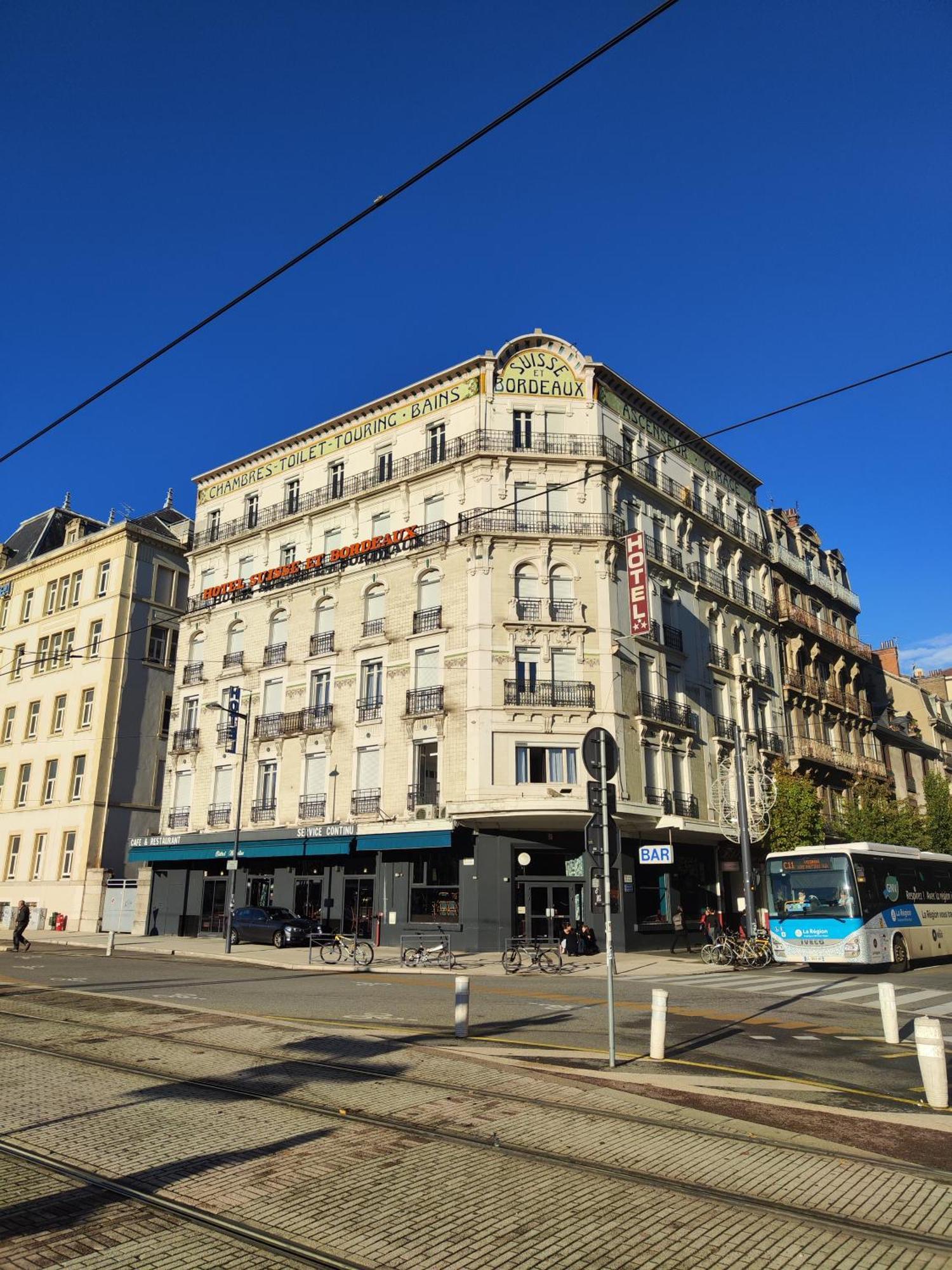 Hotel Campanile Grenoble Centre Gare Esterno foto